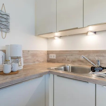 Duenenpark-heiligenhafen-haus-duenengras-wohnung-meeresrauschen-im-duenengras-nr-13b *